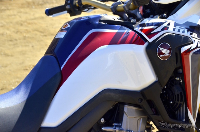 オン/オフ性能を高次元で両立したCRF1000L Africa Twin