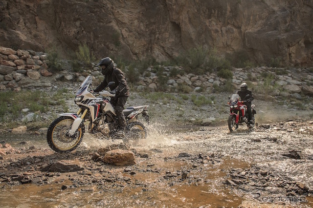 オン/オフ性能を高次元で両立したCRF1000L Africa Twin