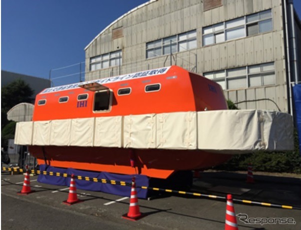モデルチェンジ型津波救命艇