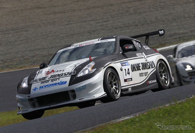スーパー耐久にはフェアレディZも登場する。