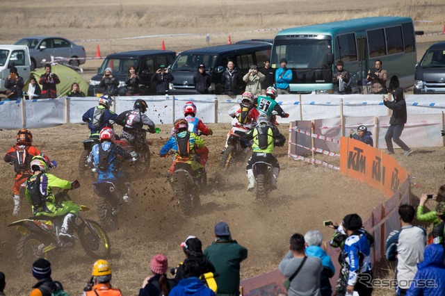 【JNCC 第1戦】2強敗れる、ルーキー斉木達也がデビュー勝利