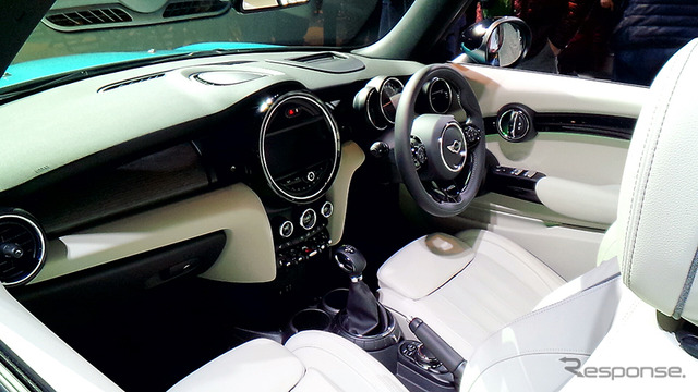 MINIコンバーチブル 新型発表(東京・芝、3月2日)