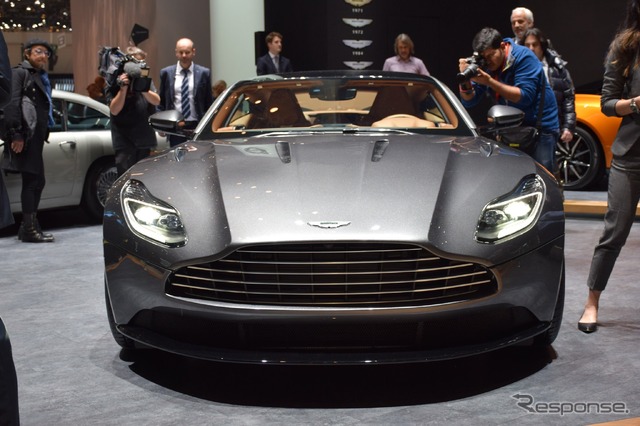 アストンマーティン DB11(ジュネーブモーターショー16)