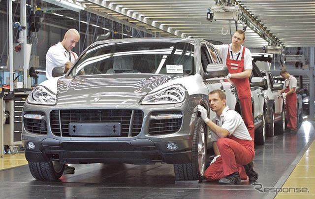 ポルシェ、ニュー カイエン を生産開始