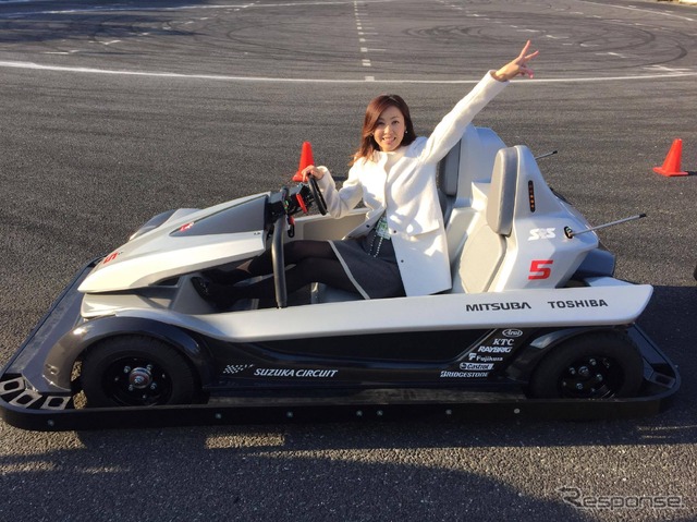 ミニスカートでもF1ドライバー気分を味わえるEV、鈴鹿に登場!…サーキット・チャレンジャー