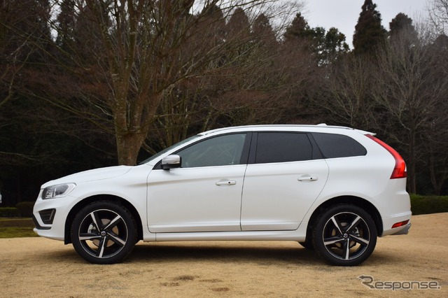 ボルボ XC60 T6 AWD R-デザイン