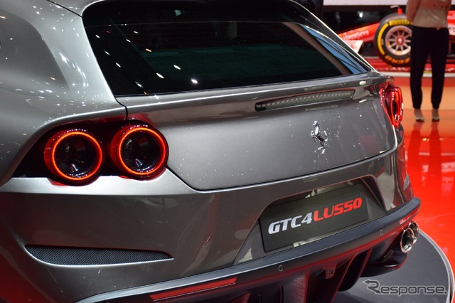 フェラーリ GTC4ルッソ(ジュネーブモーターショー16)