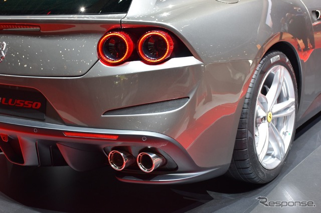 フェラーリ GTC4ルッソ(ジュネーブモーターショー16)