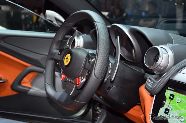 フェラーリ GTC4ルッソ(ジュネーブモーターショー16)
