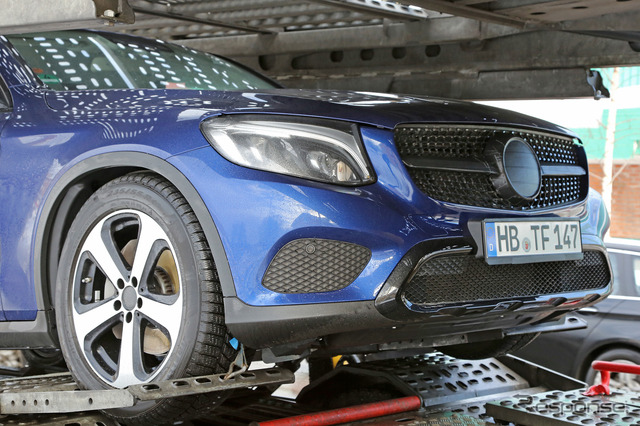 メルセデスベンツ GLC クーペ スクープ写真
