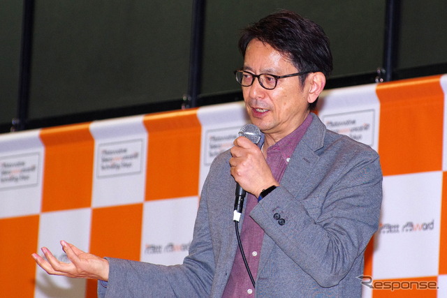 アマネク・テレマティクスデザインCEOの今井武氏によるプレゼンテーション(ATTT16)