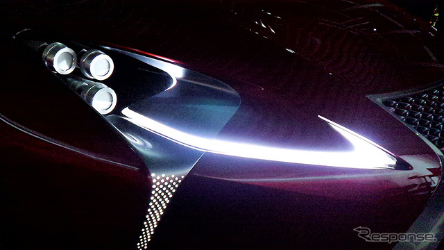谷川じゅんじ氏、アーティスト・平川紀道氏、「LC500」デザイナー・森忠雄氏が登壇したトークショー「人間の感性とテクノロジーが切り開く、表現の新しい地平」(六本木ヒルズ森タワー52階 東京シティビュー、3月15日)