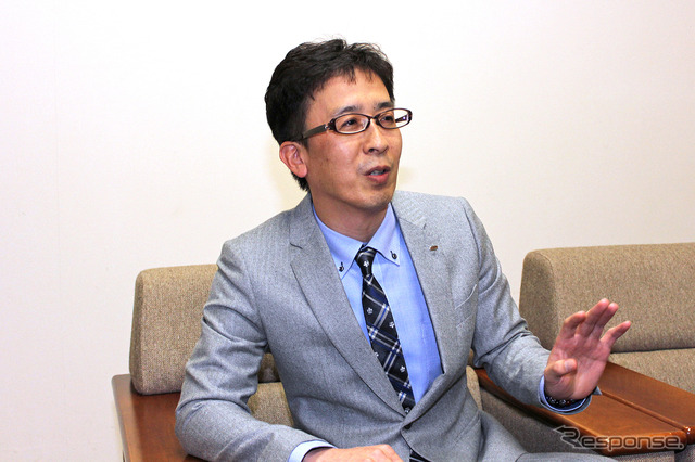 富士通テン(株)ITS技術本部 PF技術部 第三技術チームリーダ 兼 製品企画室 第二企画チームリーダの山下善嗣(やました よしつぐ)さん