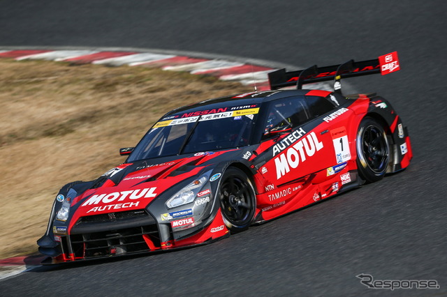 #1 日産GT-R (GT500クラス)