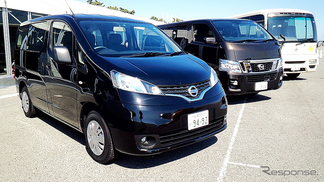 大磯で、1月にマイナーチェンジしたNV350キャラバンや海外向けタイタンやナバラなど、日産の小型商用車(LCV)ラインナップの展示・試乗が行われた
