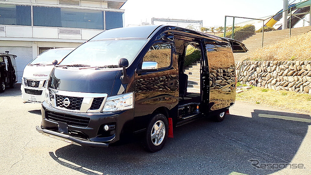 大磯で、1月にマイナーチェンジしたNV350キャラバンや海外向けタイタンやナバラなど、日産の小型商用車(LCV)ラインナップの展示・試乗が行われた