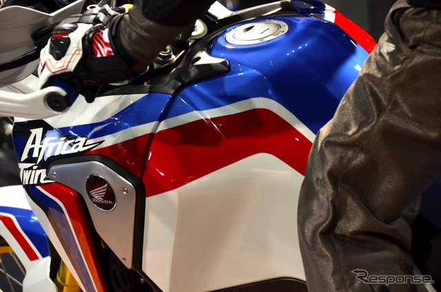 CRF1000L Africa Twinをベースに、アドベンチャーイメージをより際立たせたコンセプトモデル、Africa Twin Adventure Sports Concept。