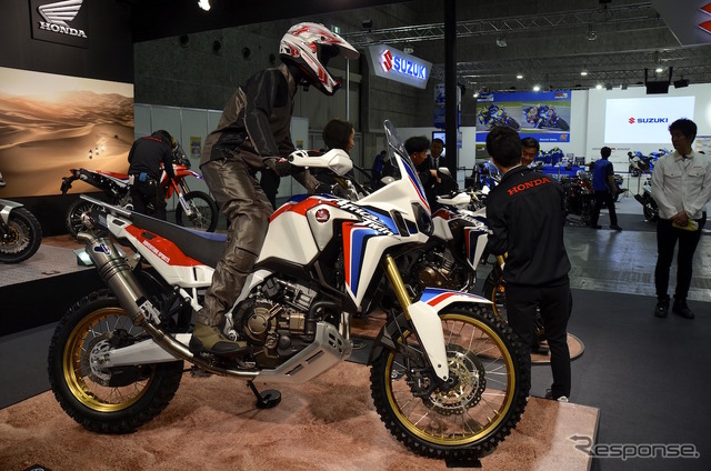 CRF1000L Africa Twinをベースに、アドベンチャーイメージをより際立たせたコンセプトモデル、Africa Twin Adventure Sports Concept。