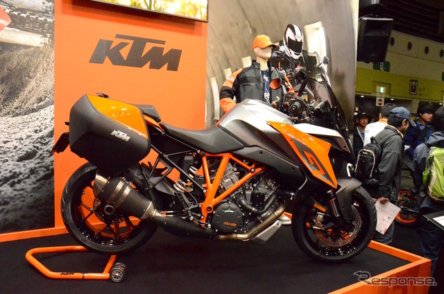 本邦初公開となったKTMのスーパースポーツツアラー1290 SUPER DUKE GT。