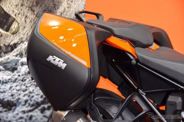 本邦初公開となったKTMのスーパースポーツツアラー1290 SUPER DUKE GT。