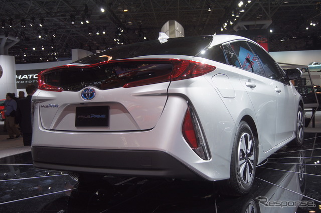 トヨタ プリウスPHV 新型(米国名:プリウス プライム)