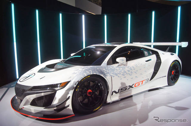 新型アキュラ(ホンダ)NSX GT3(ニューヨークモーターショー16)