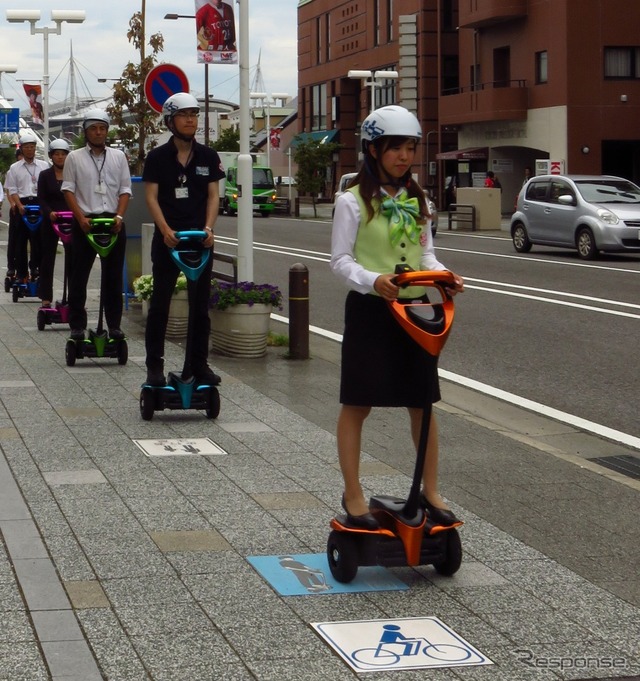豊田市での公道走行実証実験の様子