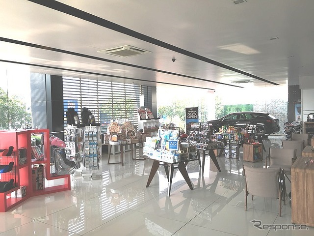 オートバックス ペランギ店