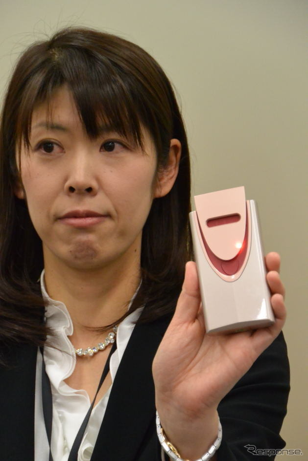 ポータブル呼気アルコール検知器の開発に関する発表会