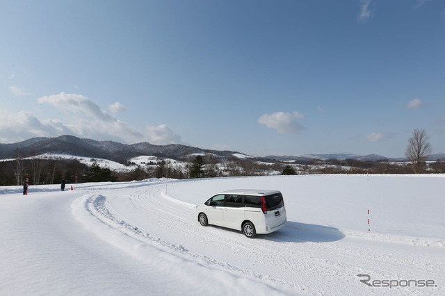 横浜ゴムの新テストコース「北海道タイヤテストセンター」