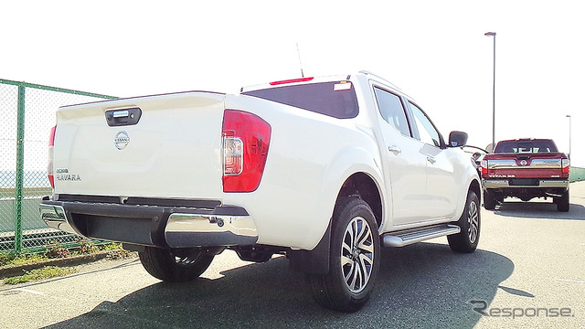 日産ピックアップ12代目、欧米豪などで販売される『NP300 NAVARA』(ナバラ)。3月に大磯で行われた日産日産小型商用車(LCV)オールラインナップ公開にて