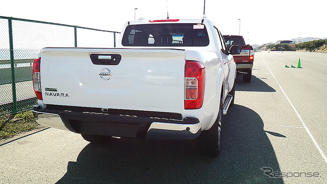 日産ピックアップ12代目、欧米豪などで販売される『NP300 NAVARA』(ナバラ)。3月に大磯で行われた日産日産小型商用車(LCV)オールラインナップ公開にて