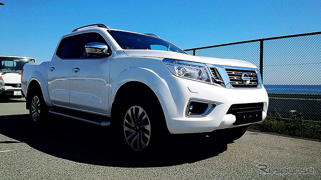 日産ピックアップ12代目、欧米豪などで販売される『NP300 NAVARA』(ナバラ)。3月に大磯で行われた日産日産小型商用車(LCV)オールラインナップ公開にて