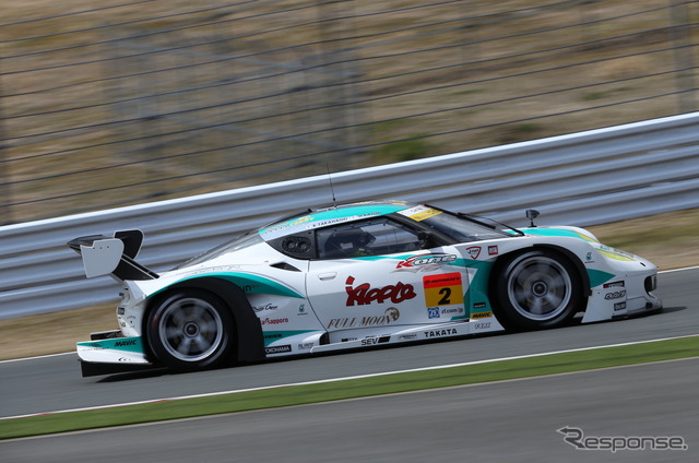 #2 ロータス EVORA MC(GT300クラス)