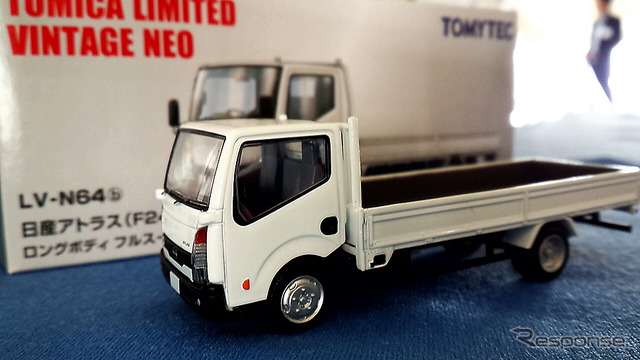 トミーテックやトミカのミニカーもズラリ展示された。3月に大磯で行われた日産日産小型商用車(LCV)オールラインナップ公開にて