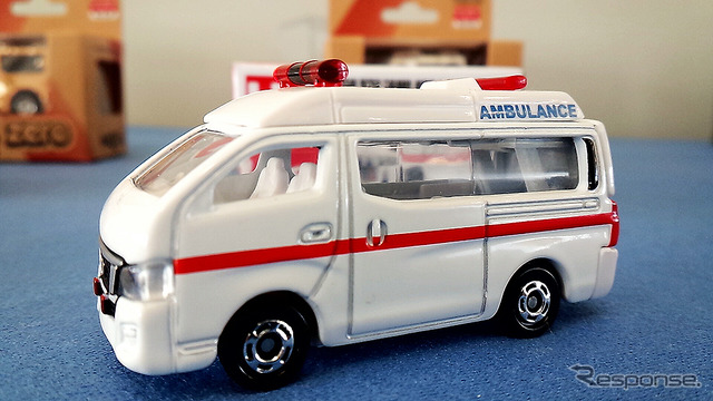 トミーテックやトミカのミニカーもズラリ展示された。3月に大磯で行われた日産日産小型商用車(LCV)オールラインナップ公開にて