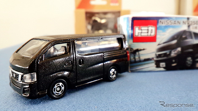 トミーテックやトミカのミニカーもズラリ展示された。3月に大磯で行われた日産日産小型商用車(LCV)オールラインナップ公開にて