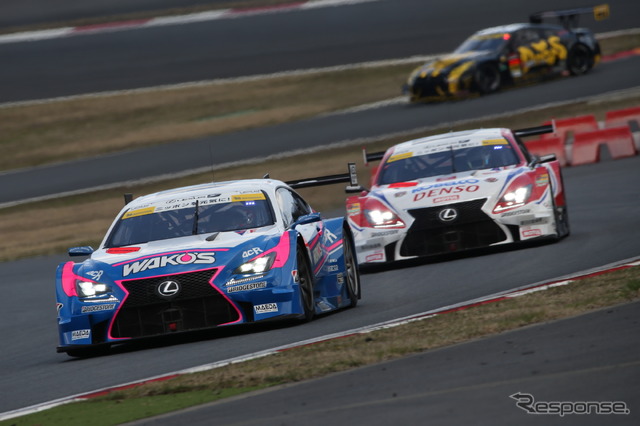 #6 RC Fと#39 RC F(GT500クラス)