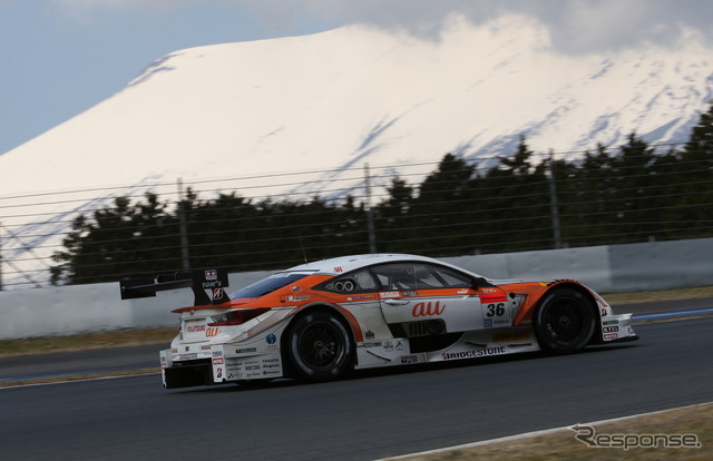 #36 RC F(GT500クラス)