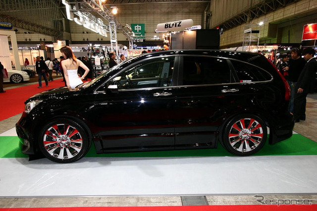 【東京オートサロン07】写真蔵…アゼクト、新型 CR-V & ストリーム など