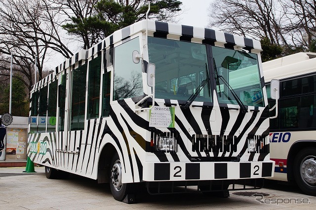 運行休止を前に、2日間限定でライオンバスの車両公開も実施された。