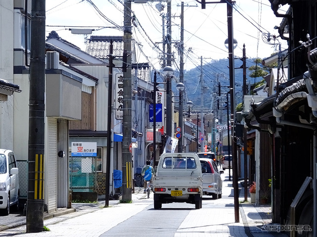 長屋がいまも残る舞鶴市平野屋地区