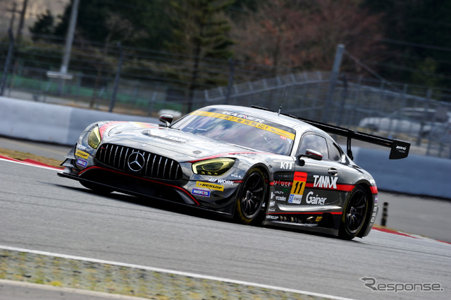 #11 GAINER TANAX AMG GT3