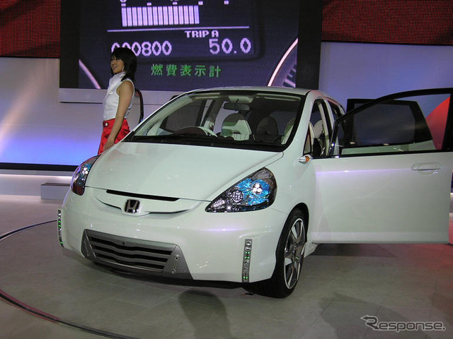 【東京オートサロン07】ホンダ、AVNに力を入れたカスタム