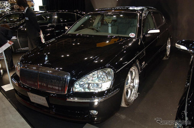 【東京オートサロン07】写真蔵…ジャンクションプロデュースの LS & フーガ