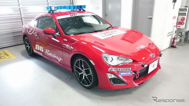 富士スピードウェイ ペースカー トヨタ86