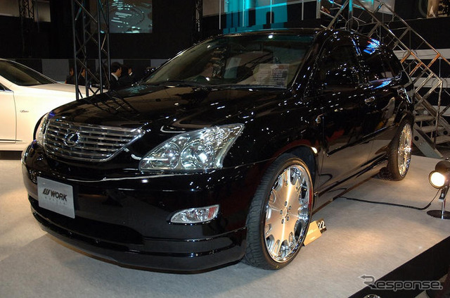 【東京オートサロン07】写真蔵…ワークのホイール LS や ムラーノ