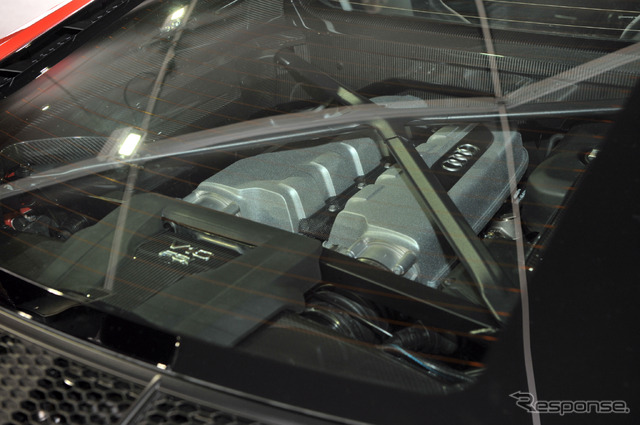 アウディ R8