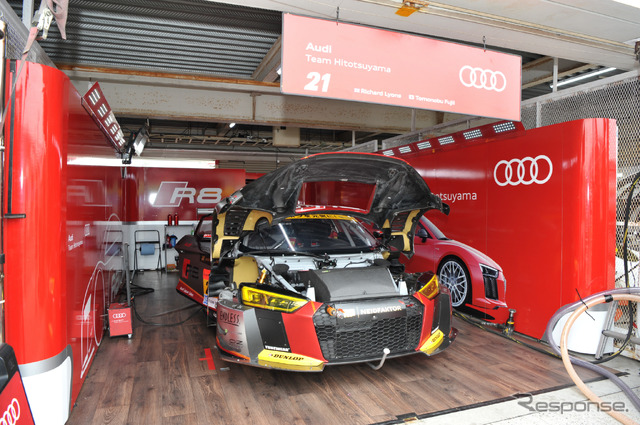アウディ R8 LMS