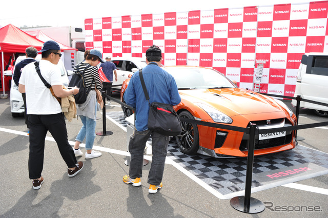 日産 GT-R 2017年モデル